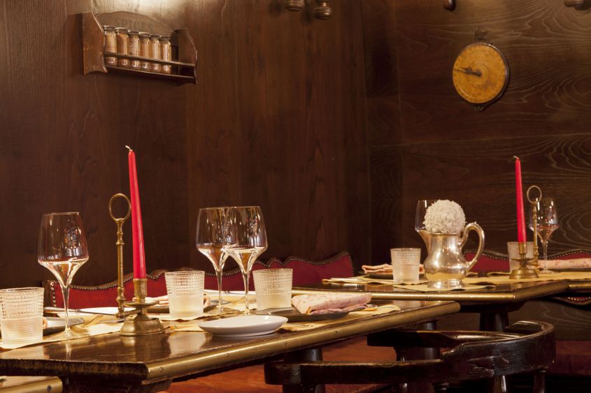 Las mesas del restaurante La Caravella