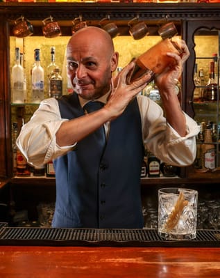 Fabrizio Sunda  Rosso Passione   Hotel Saturnia International Venezia   Il Caravellino Bar